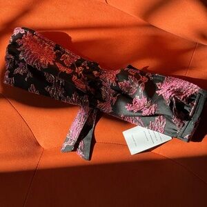 For love and lemons pink and black jacquard top